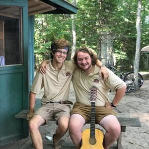 Meet your Posher, Alex